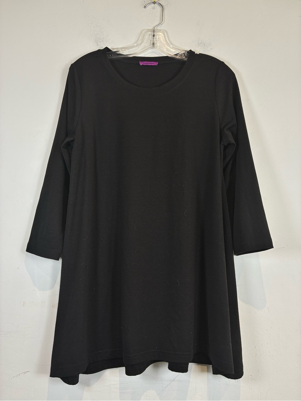 Mountain Mamas Everyday Black Scoop Neck Tunic, Free Size